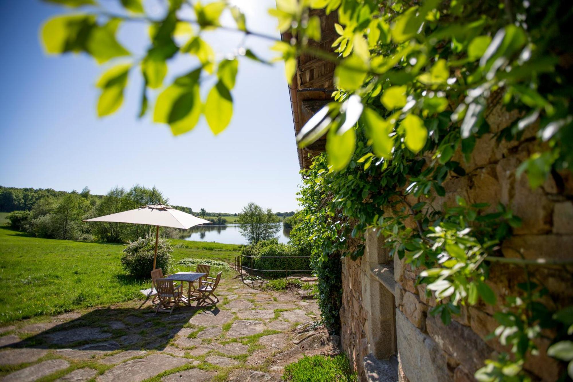 Hotel Domaine Des Etangs, Auberge Resorts Collection Massignac Екстер'єр фото