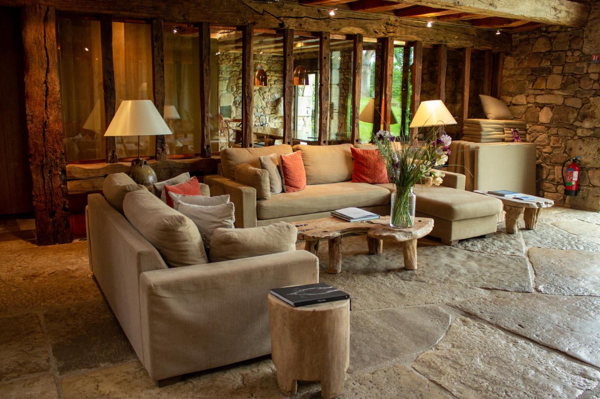 Hotel Domaine Des Etangs, Auberge Resorts Collection Massignac Екстер'єр фото
