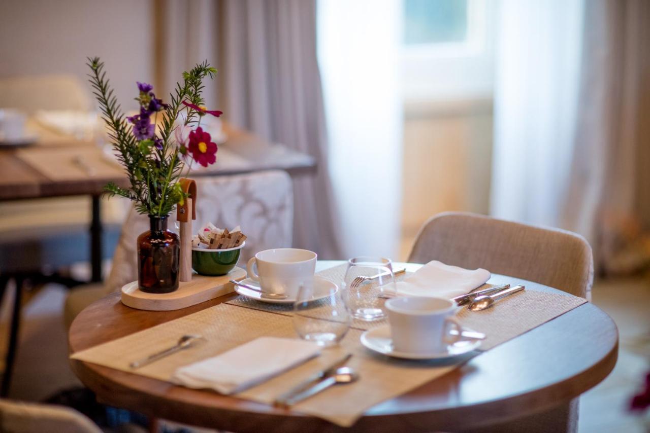 Hotel Domaine Des Etangs, Auberge Resorts Collection Massignac Екстер'єр фото